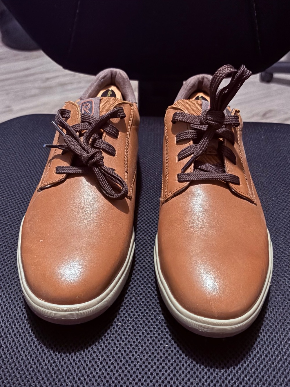 Men’s Rockport truTECH casual lace-up shoes in a versatile cognac-brown colour.